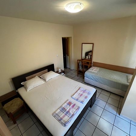 Dvete Brezi Hotel Burgas Ngoại thất bức ảnh
