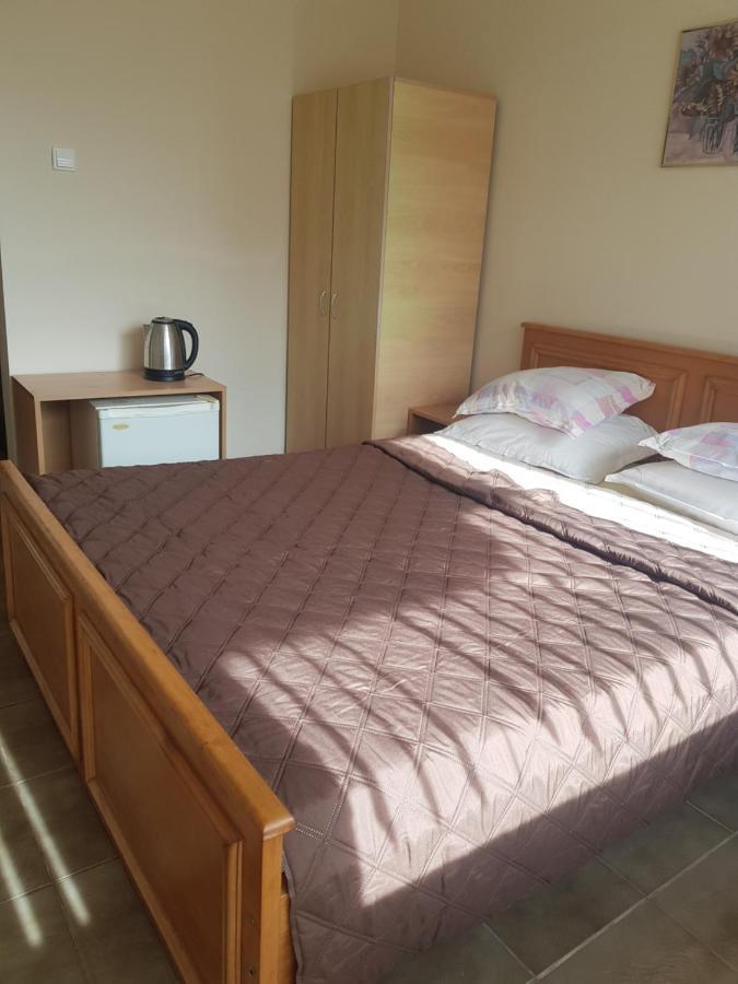 Dvete Brezi Hotel Burgas Ngoại thất bức ảnh