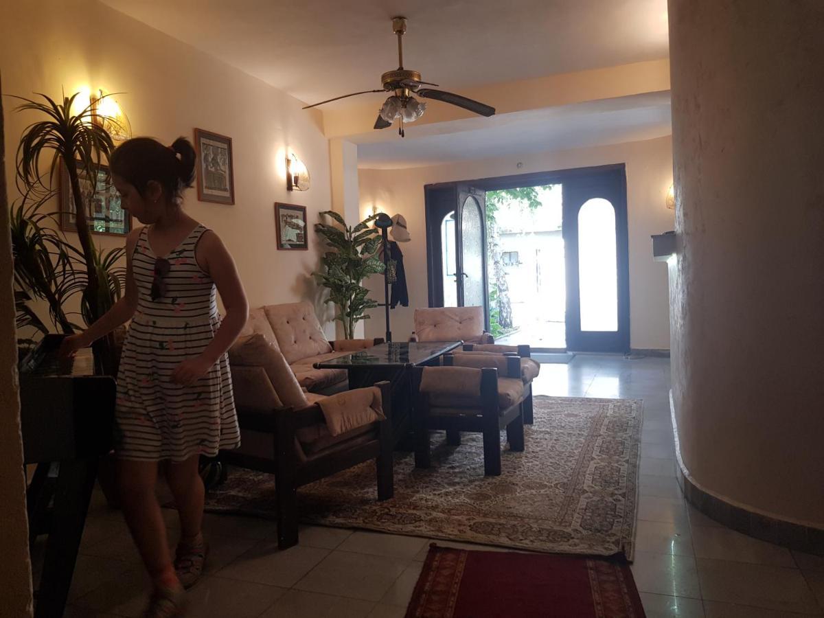 Dvete Brezi Hotel Burgas Ngoại thất bức ảnh